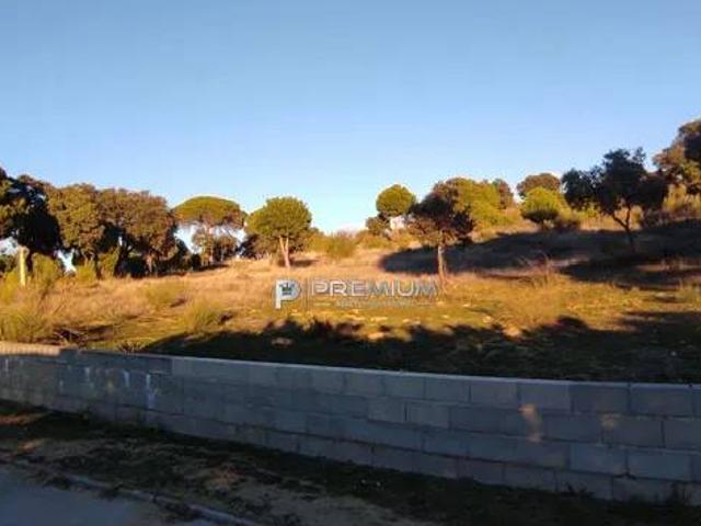 Terreno en venta en Navas Del Rey, Madrid