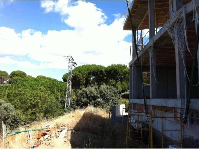 Terreno en venta en Navas Del Rey, Madrid