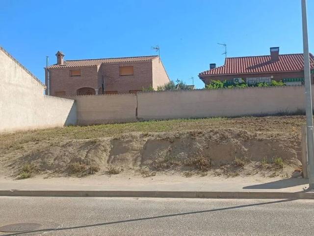 Terreno en venta en Novés Terreno en venta en Novés
