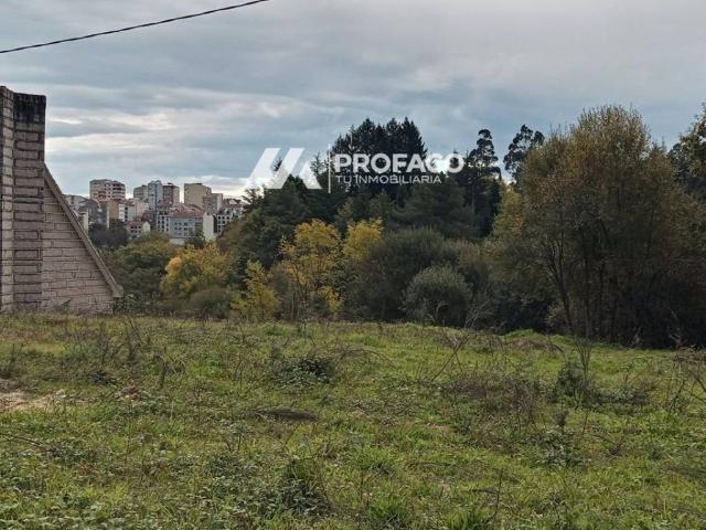 Terreno en venta en O Carballiño, Galicia