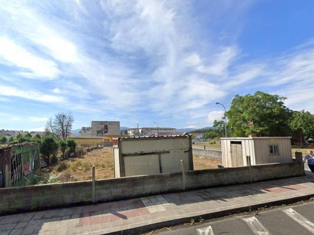 Terreno en venta en O Valadouro