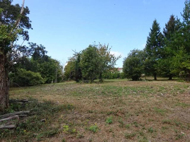 Terreno en venta en Oleiros
