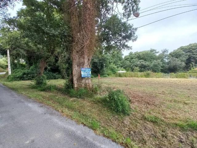 Terreno en venta en Oleiros