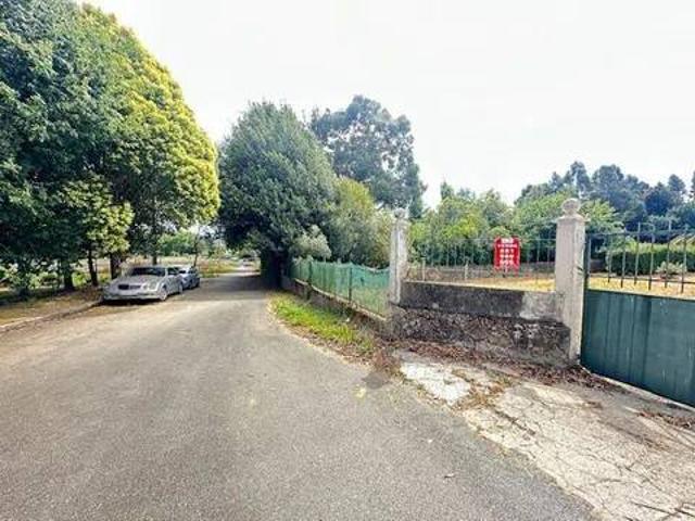 Terreno en venta en Oleiros, A Coruña