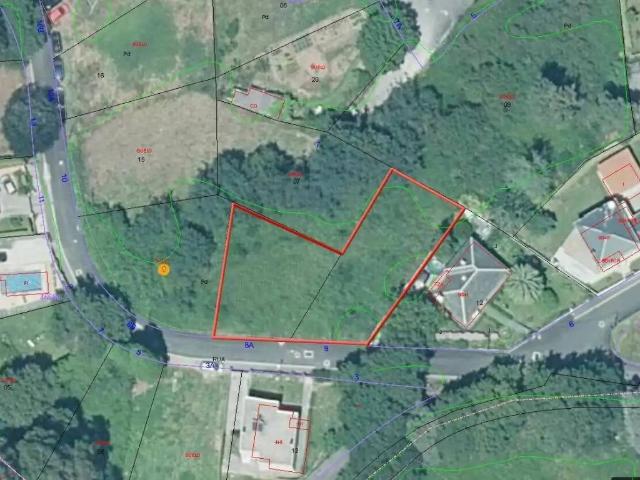 Terreno en venta en San Pedro de Nós, Oleiros
