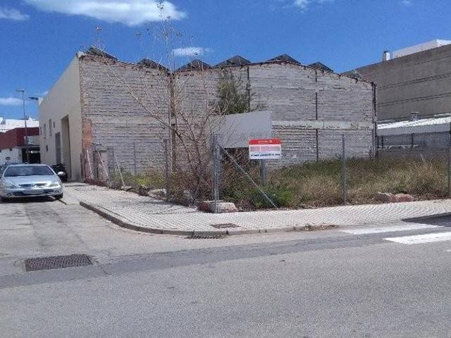 Terreno en venta en Oliva, València / Valencia