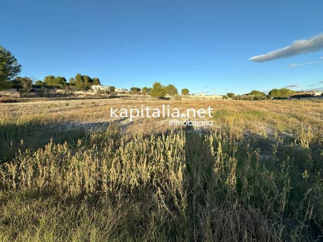 Terreno en venta en Ontinyent, Valencia