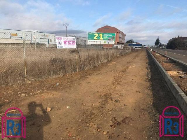 Terreno en venta en Onzonilla, Castilla y León
