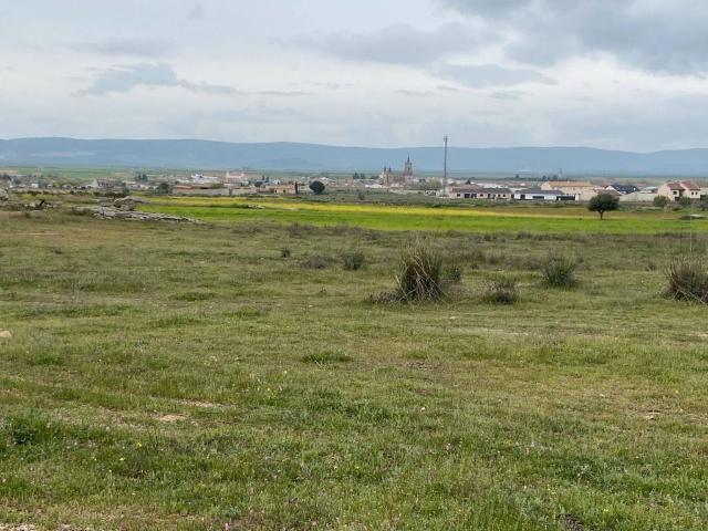 Terreno en venta en Orgaz, Toledo