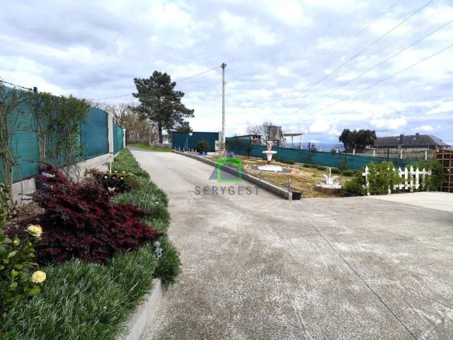 Terreno en venta en Ourense