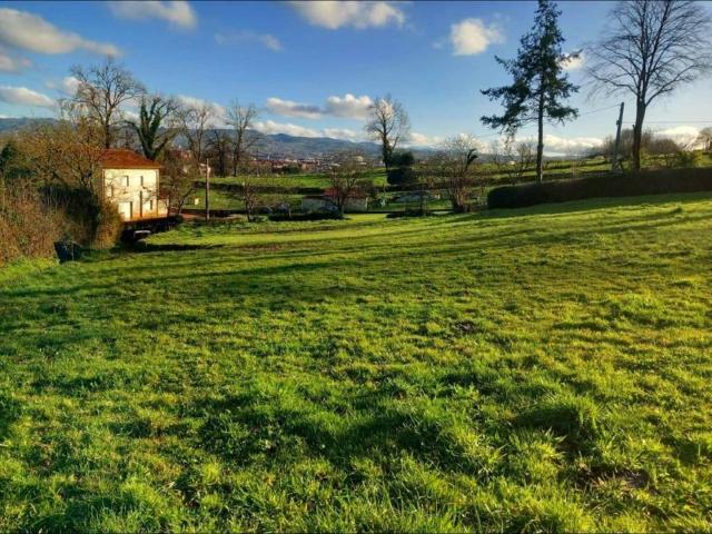 Terreno en venta en Oviedo, Asturias