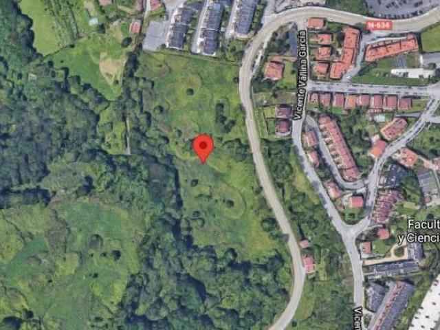 Terreno en venta en Oviedo, Asturias