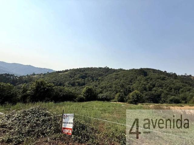 Terreno en venta en Oviedo, Asturias