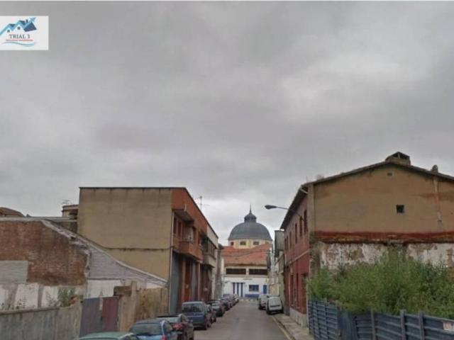 Terreno en venta en Oviedo, Asturias