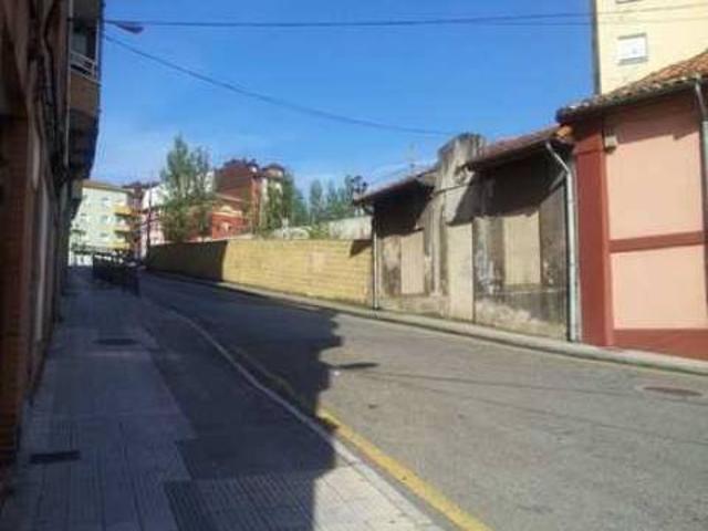 Terreno en venta en Oviedo, Asturias