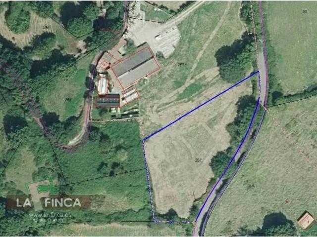 Terreno en venta en Oviedo, Asturias