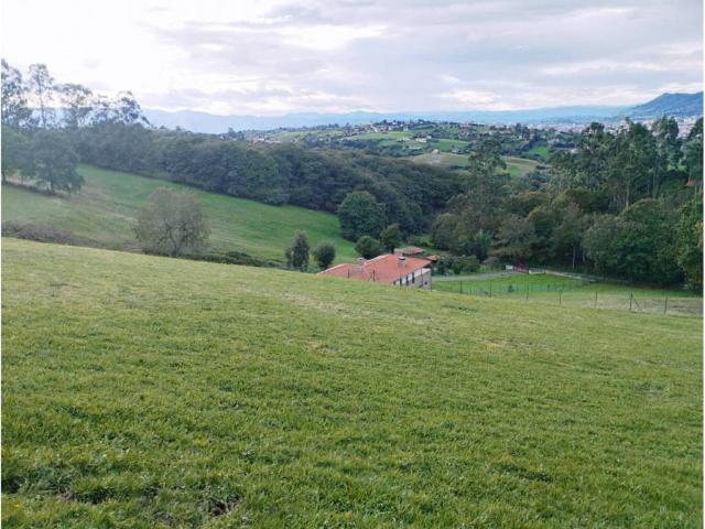 Terreno en venta en Oviedo, Llobera