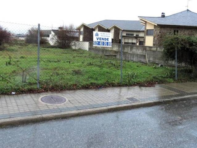 Terreno en venta en Palazuelos De Eresma, Castilla y León