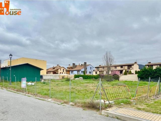 Terreno en venta en Palazuelos De Eresma, Castilla y León