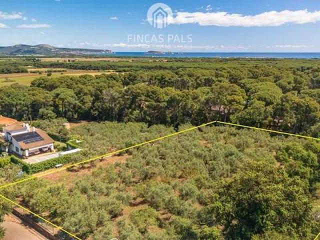 Terreno en venta en Mas Tomasi, Baix Empordà