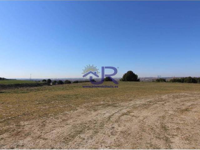 Terreno en venta en Paracuellos De Jarama, Madrid