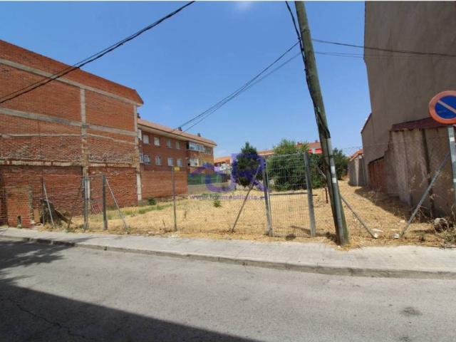 Terreno en venta en Paracuellos De Jarama, Madrid