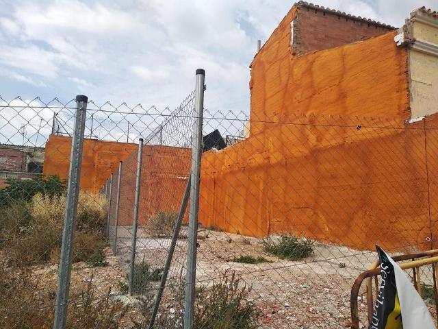 Terreno en venta en Badalona, la Salut