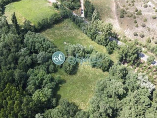Terreno en venta en Pedraza, Castilla y León