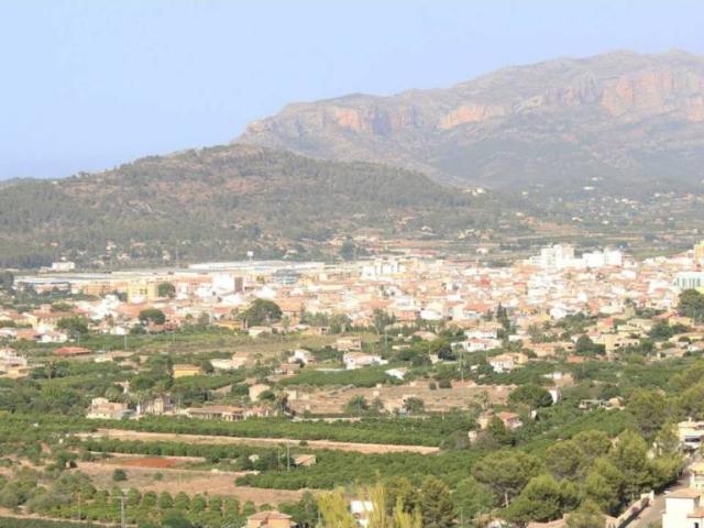 Terreno en venta en la Marina Alta, Valencia