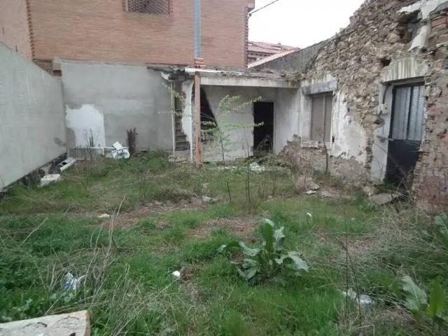 Terreno en venta en Pedrezuela, Madrid