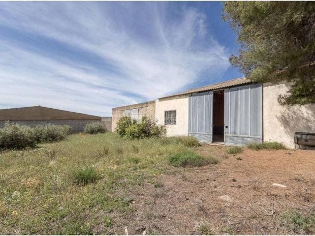Terreno en venta en Comarca de Los Montes, Andalucía