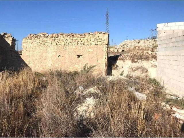Terreno en venta en Comarca de Los Montes, Andalucía