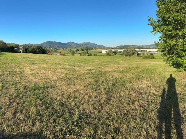Terreno en venta en Sobarzo, Penagos
