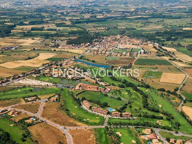 Terreno en venta en Urbanització Golf Peralada, Alt Empordà