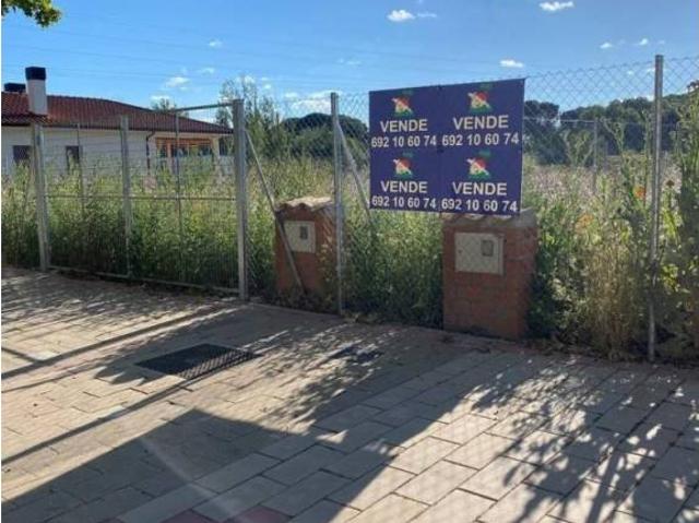Terreno en venta en Peñafiel, Castilla y León