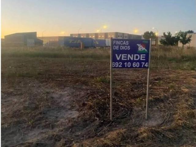Terreno en venta en Peñafiel, Castilla y León