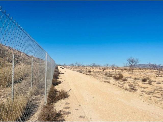 Terreno en venta en el Pinós / Pinoso, Alacant / Alicante