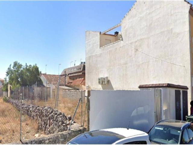 Terreno en venta en Pioz, Guadalajara