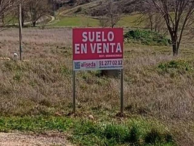 Terreno en venta en Madrebuena, Pioz
