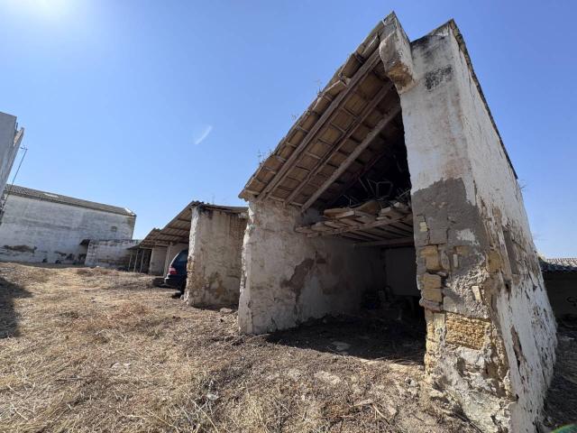 Terreno en venta en Osuna, Andalucía