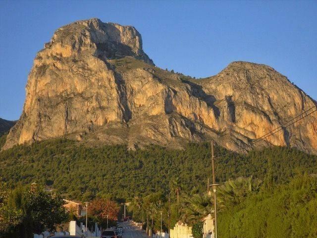 Terreno en venta en la Marina Baixa, Valencia