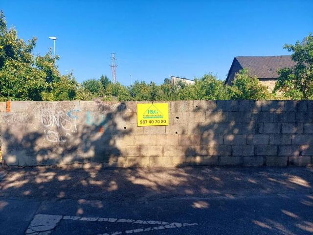 Terreno en venta en Ponferrada, La Martina