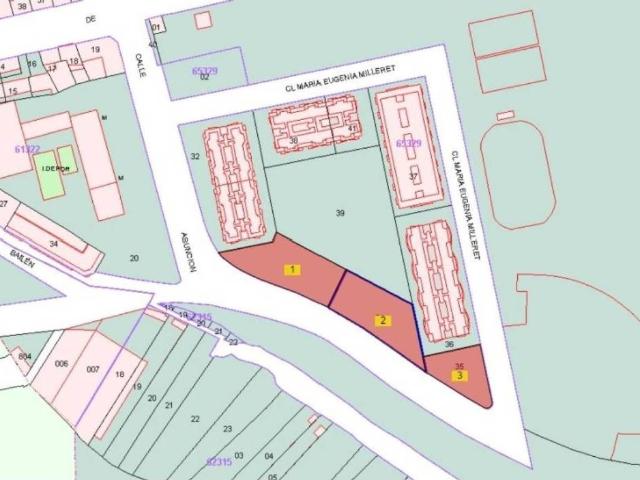 Terreno en venta en Ponferrada, La Martina