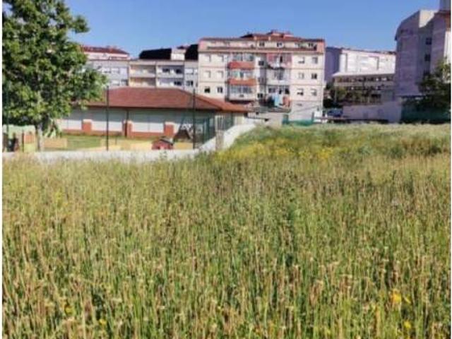 Terreno en venta en Ponteareas, Pontevedra