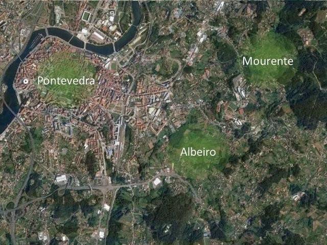 Terreno en venta en A Virxe do Camiño, Pontevedra