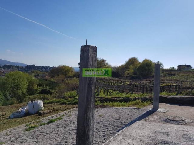 Terreno en venta en Pontevedra, Galicia