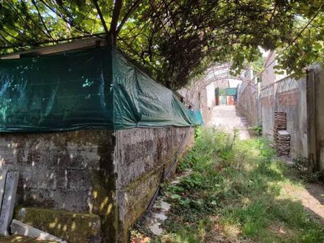 Terreno en venta en A Virxe do Camiño, Pontevedra