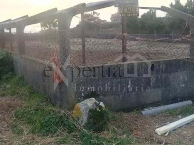 Terreno en venta en Noia, Galicia