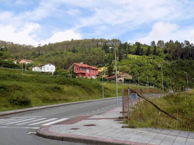 Terreno en venta en Praúa, Pravia