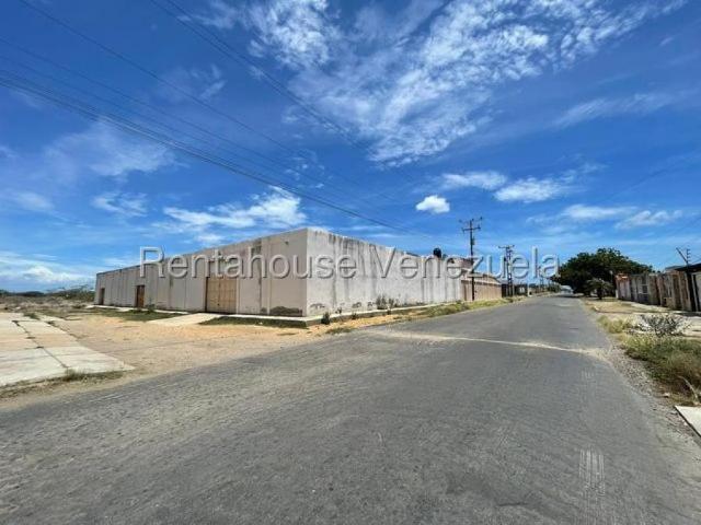 Terreno en venta en Punto Fijo, Falcón